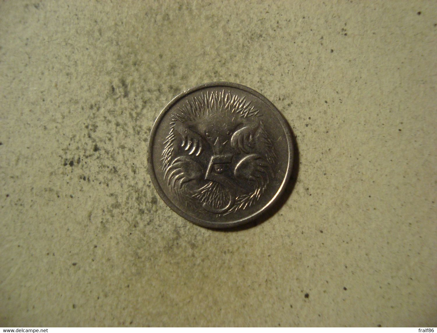 MONNAIE AUSTRALIE 5 CENTS 1982 - 5 Cents