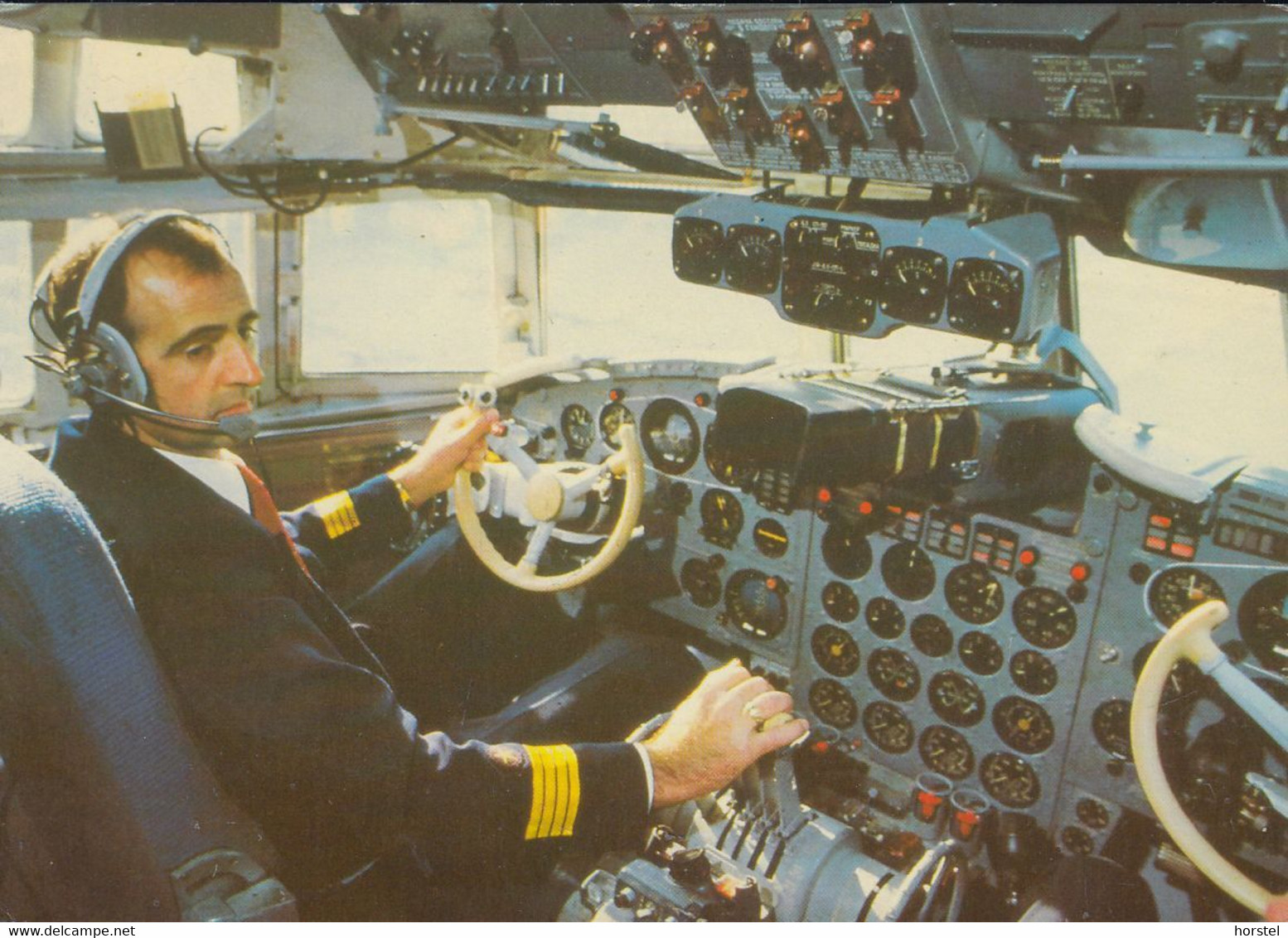 D-12529 Schönefeld - Interflug - Flugzeug - IL-62 - Cockpit - Captain - Schoenefeld