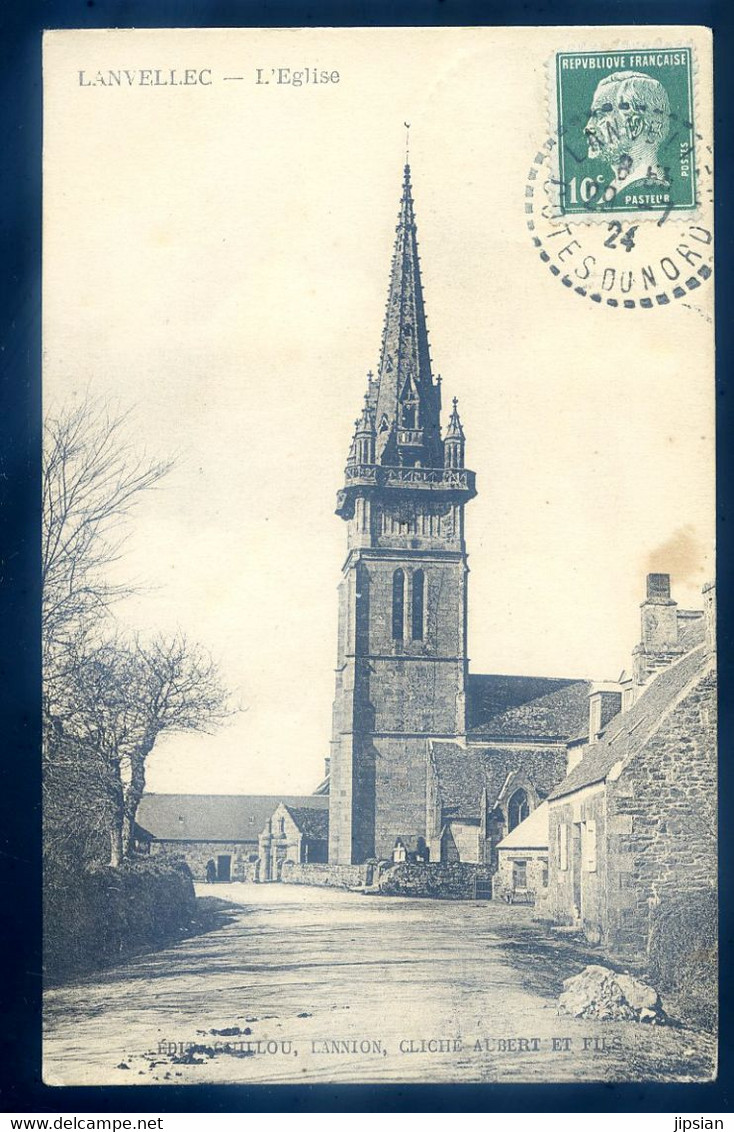 Cpa Du 22  Lanvellec , L' église    SPT21-57 - Lanvellec