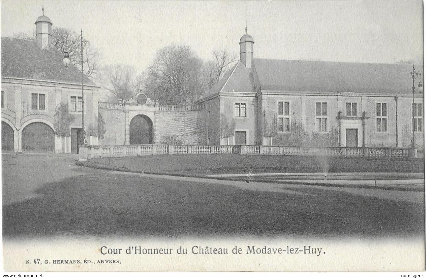 MODAVE  --  Cour D'Honneur Du Château De Modave-lez-Huy - Modave