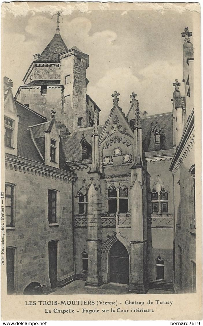 86    Les Trois Moutiers  -   Le Chateau De Ternay -  La Chapelle  - Facade Sur La Cour - Les Trois Moutiers