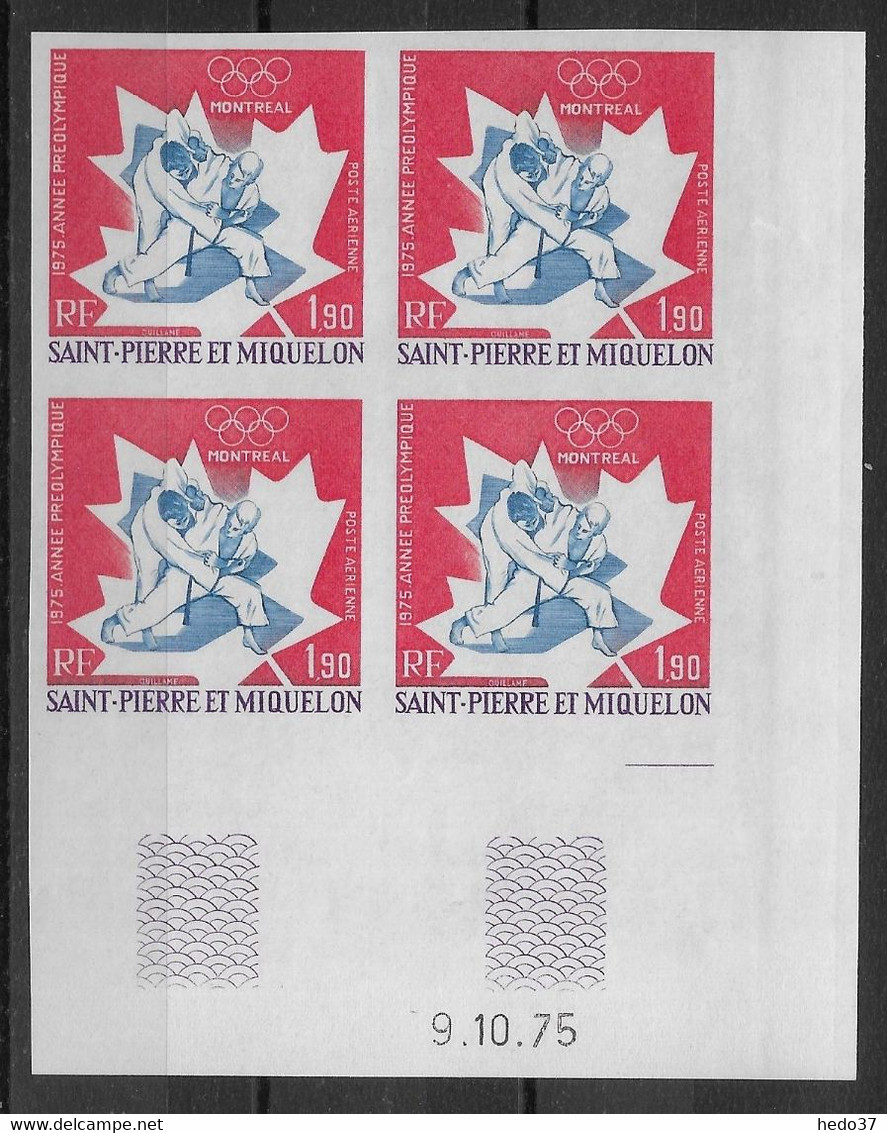 St Pierre Et Miquelon Poste Aérienne N°61 - Non Dentelé - Bloc De 4 Coin Daté - Neuf ** Sans Charnière - TB - Imperforates, Proofs & Errors