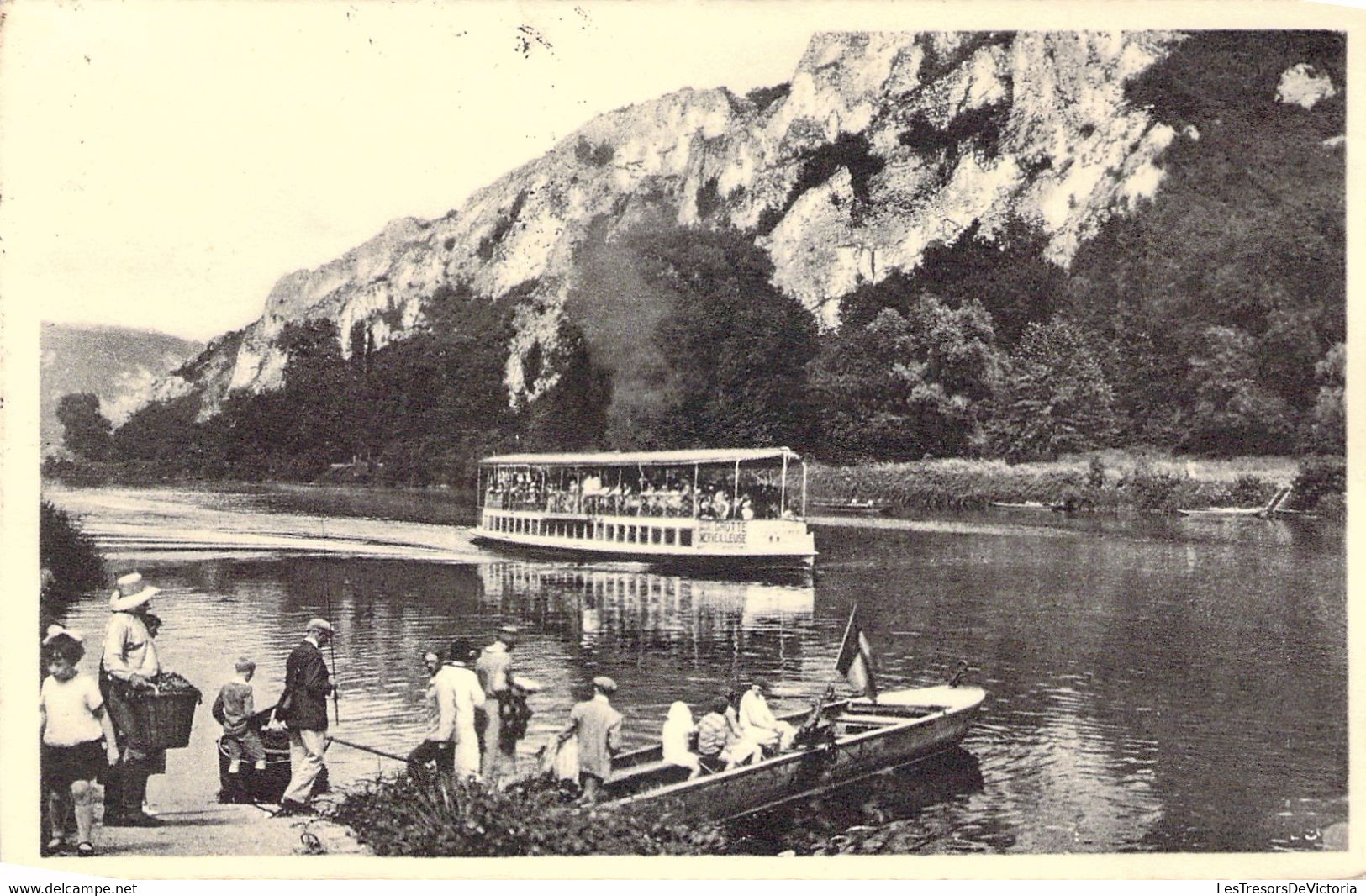 Waulsort Sur Meuse - Bateau Devant Les Hotels  - Animé - Oblitération Perle De La Meuse - Walcourt