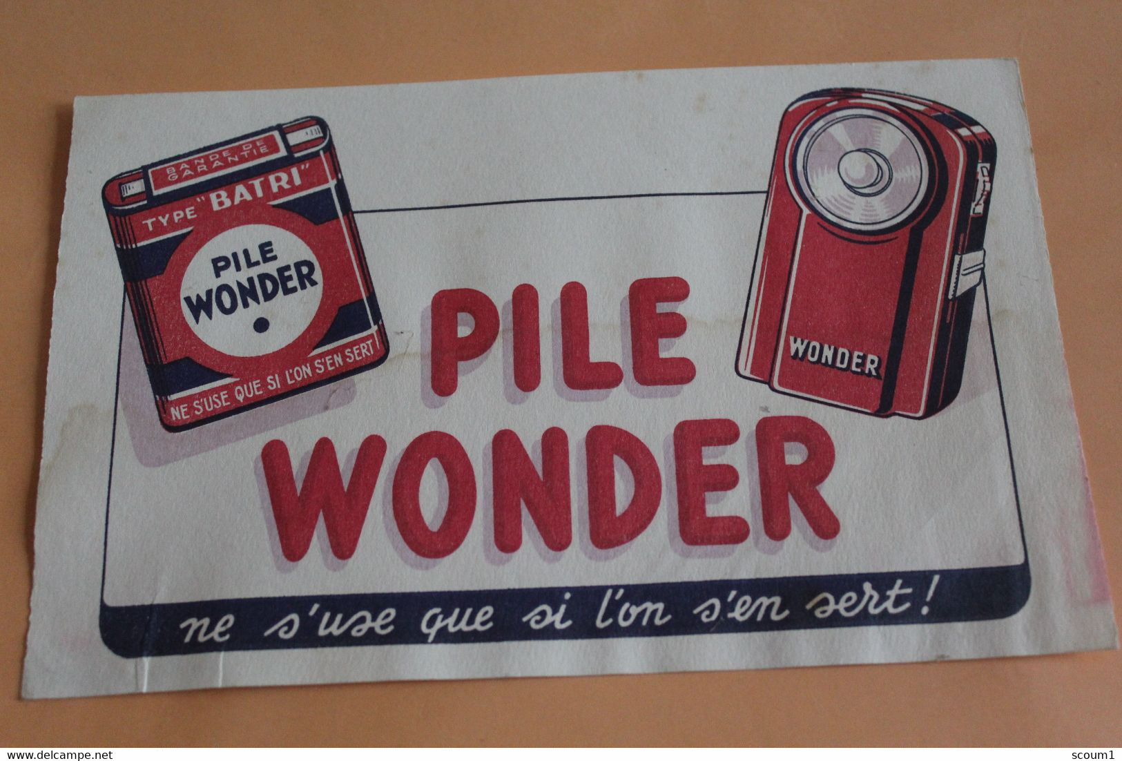 Pile Wonder Ne C'use Que Si On S'en Sert! - Piles