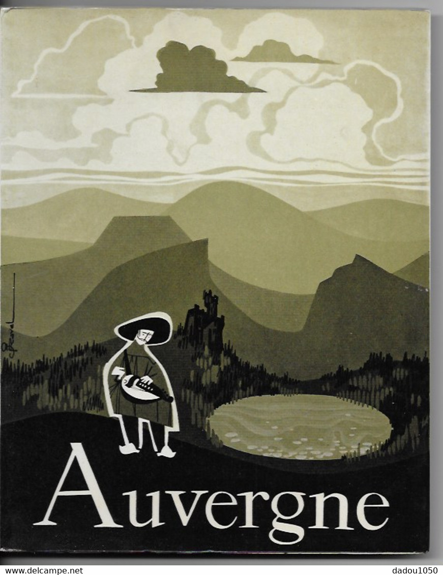 Auvergne Livre En NB - Auvergne