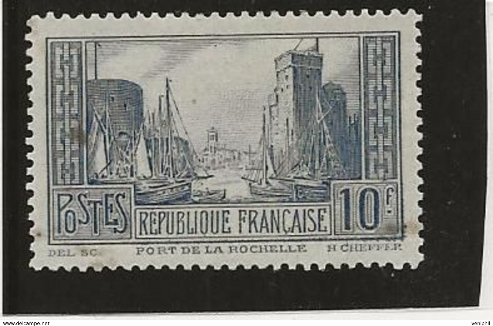 TIMBRE N° 261 - LA ROCHELLE -N°261 NEUF -TRES INFIME CHARNIERE -ANNEE 1929-31 - COTE :84 € - Neufs