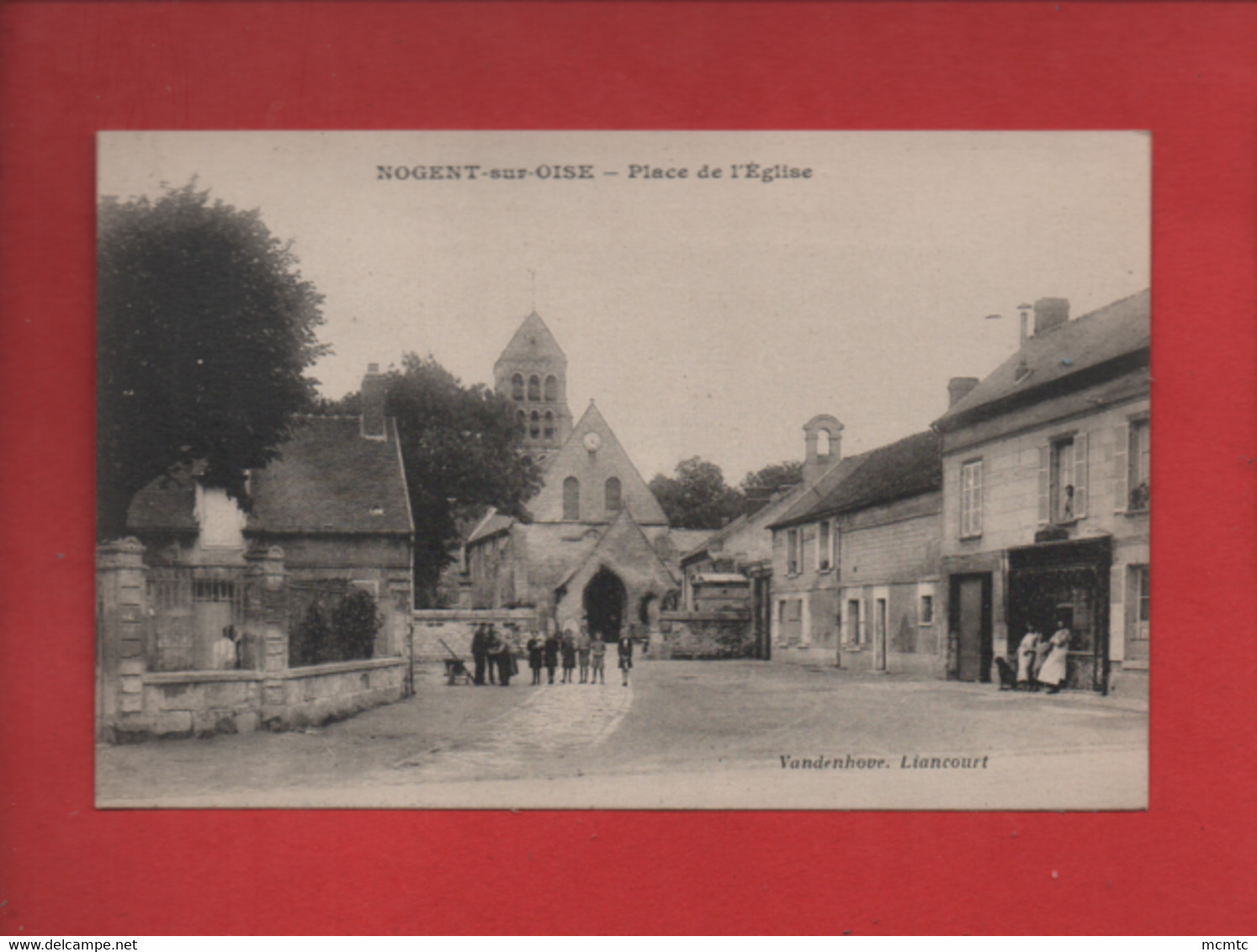 CPA -   Nogent Sur Oise  - Place De L'église - Nogent Sur Oise