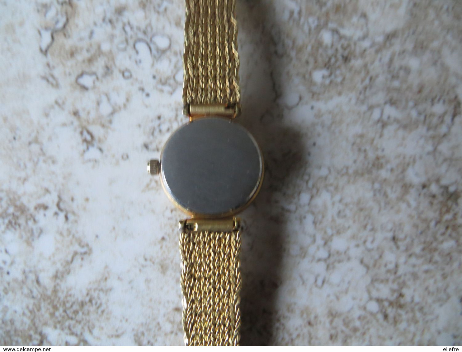 Montre Femme à Quartz  - I Modèle Bracelet Métal Doré  Parfait état - Pile à Rajouter - Schmuckuhren