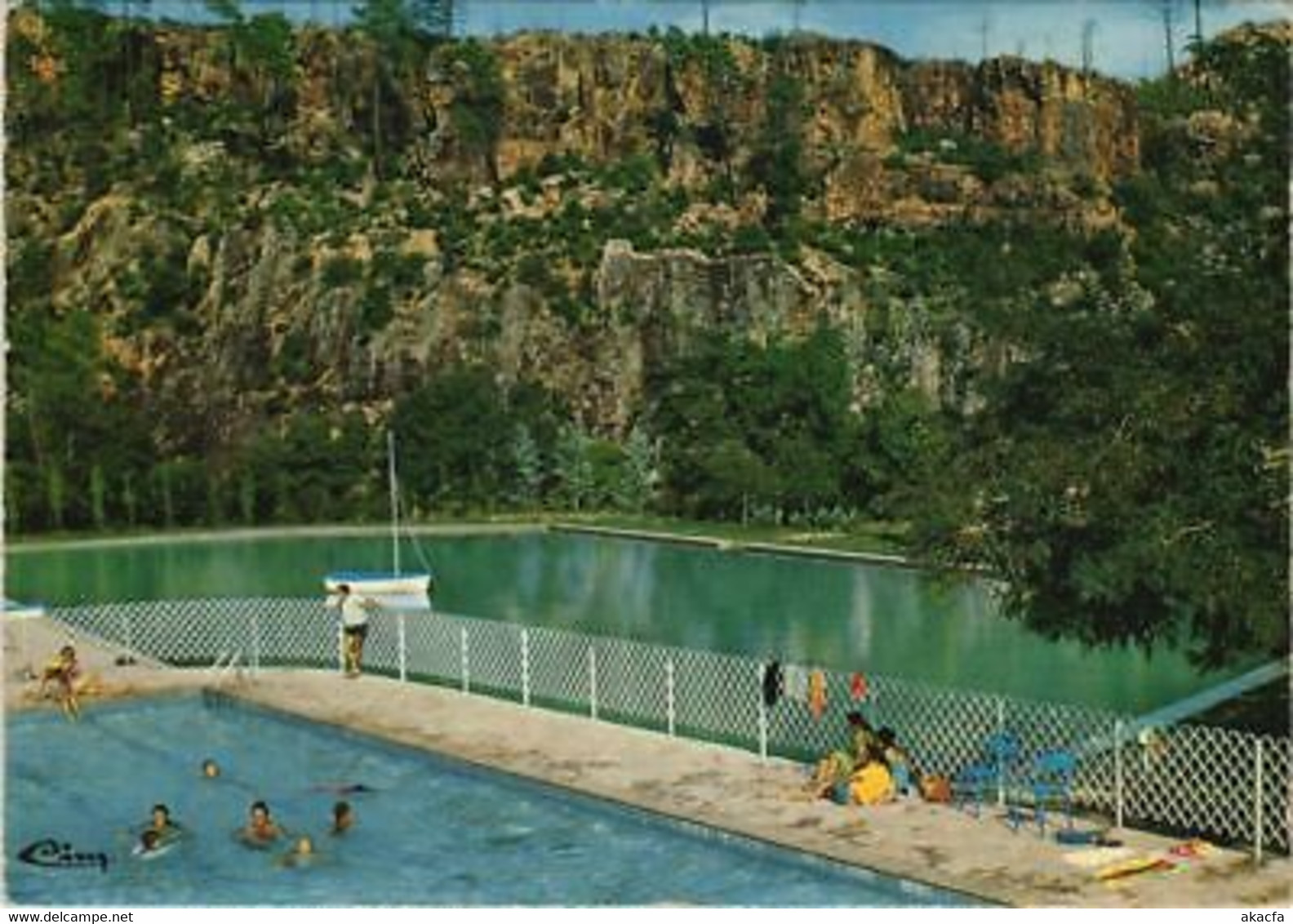 CPM CALLAS La Piscine De Pennafort - Vue Prise A Callas (1114497) - Callas