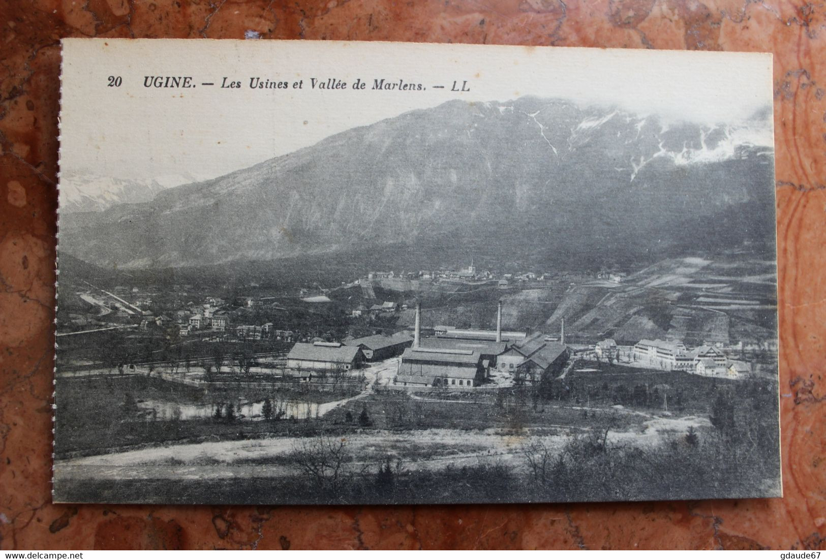 UGINE (73) - LES USINES ET VALLEE DE MARLENS - Ugine