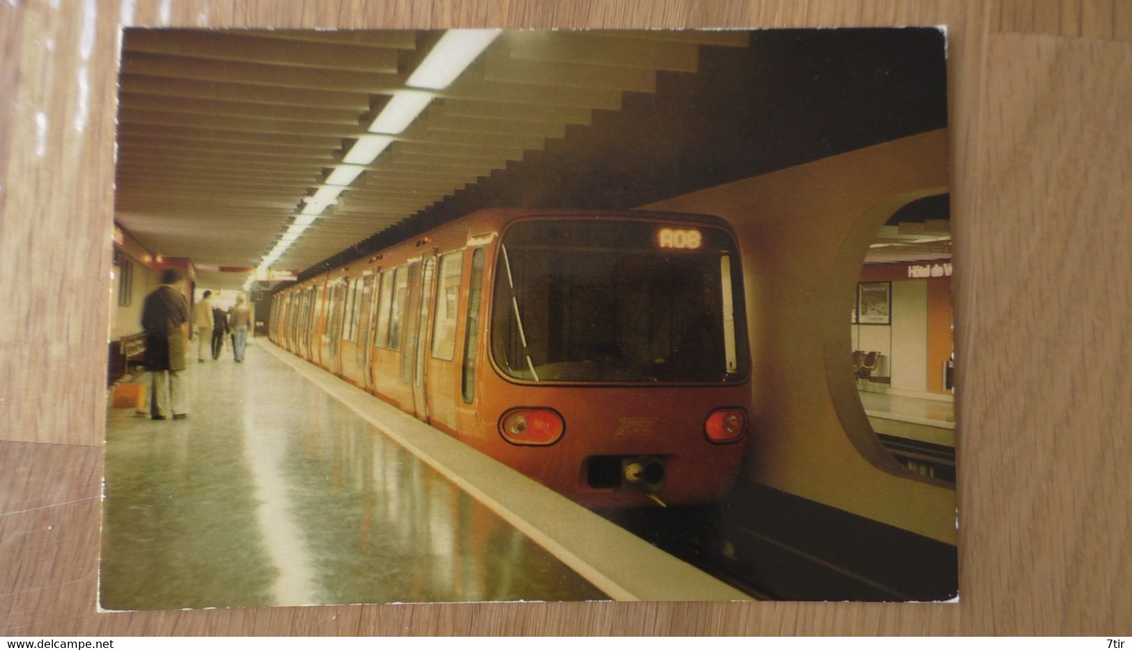 LE METRO DE LYON STATION HOTEL DE VILLE - Métro