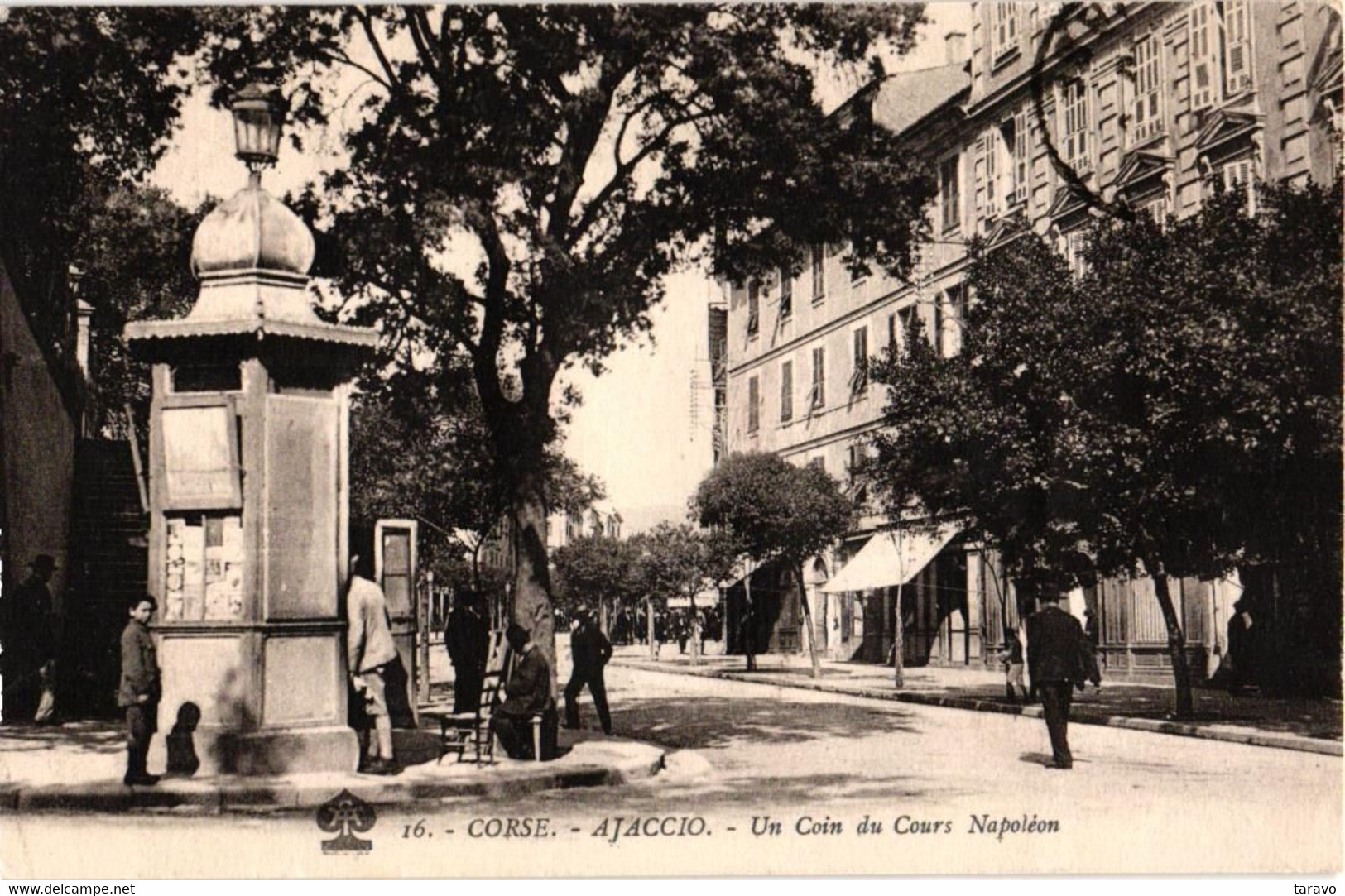 CORSE - AJACCIO - Le Kiosque à Journaux Et Cartes Postales Du Cours Napoléon - Rempailleur De Chaise - Ajaccio