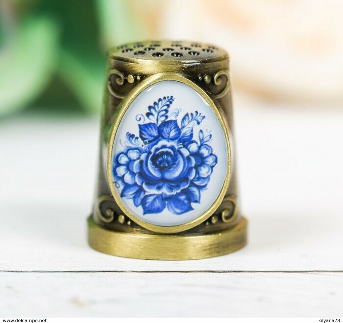 Thimble BLUE FLOWER EASTER Pattern Solid Brass Metal Russian Souvenir Collection - Thimbles