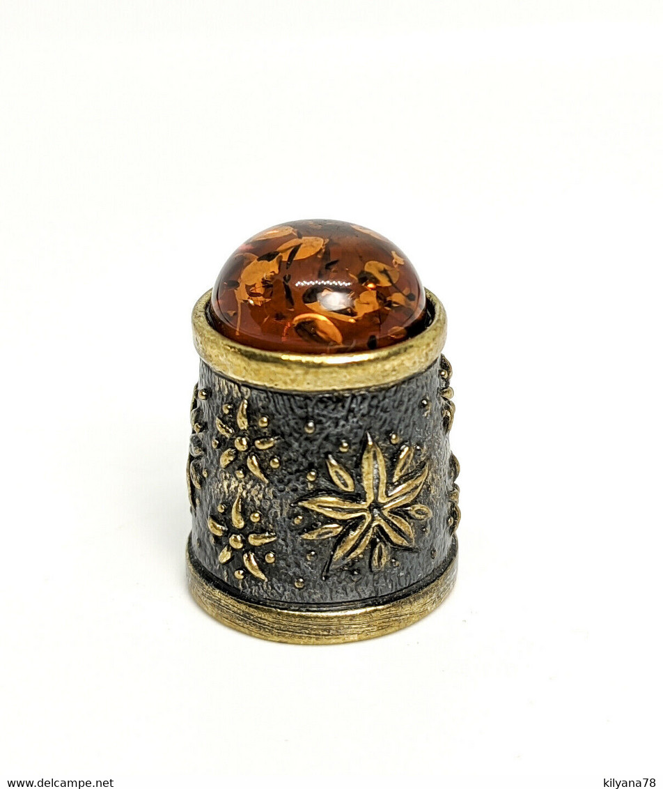 Thimble CHRYSANTHEMUM FLOWER w/ BALTIC AMBER Solid Brass Metal Russian Souvenir