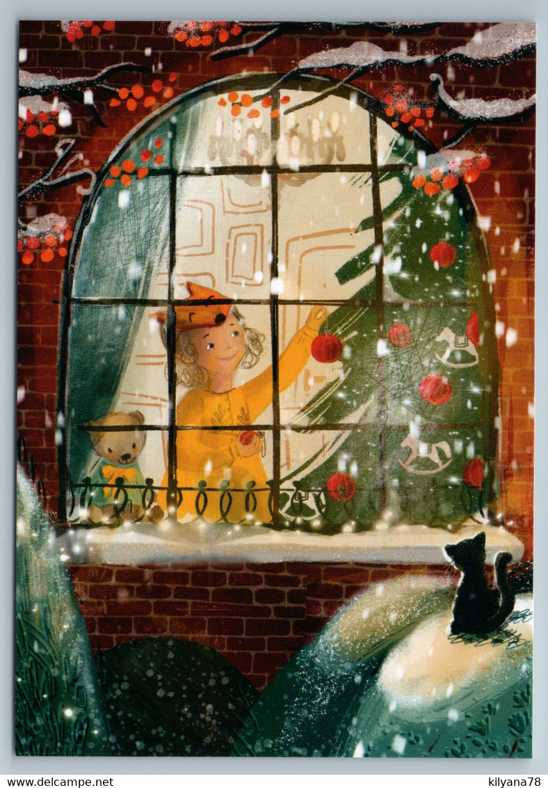 LITTLE GIRL Teddy Bear Toy CAT Outside Window CHRISTMAS TREE Snow New Postcard - Otros & Sin Clasificación