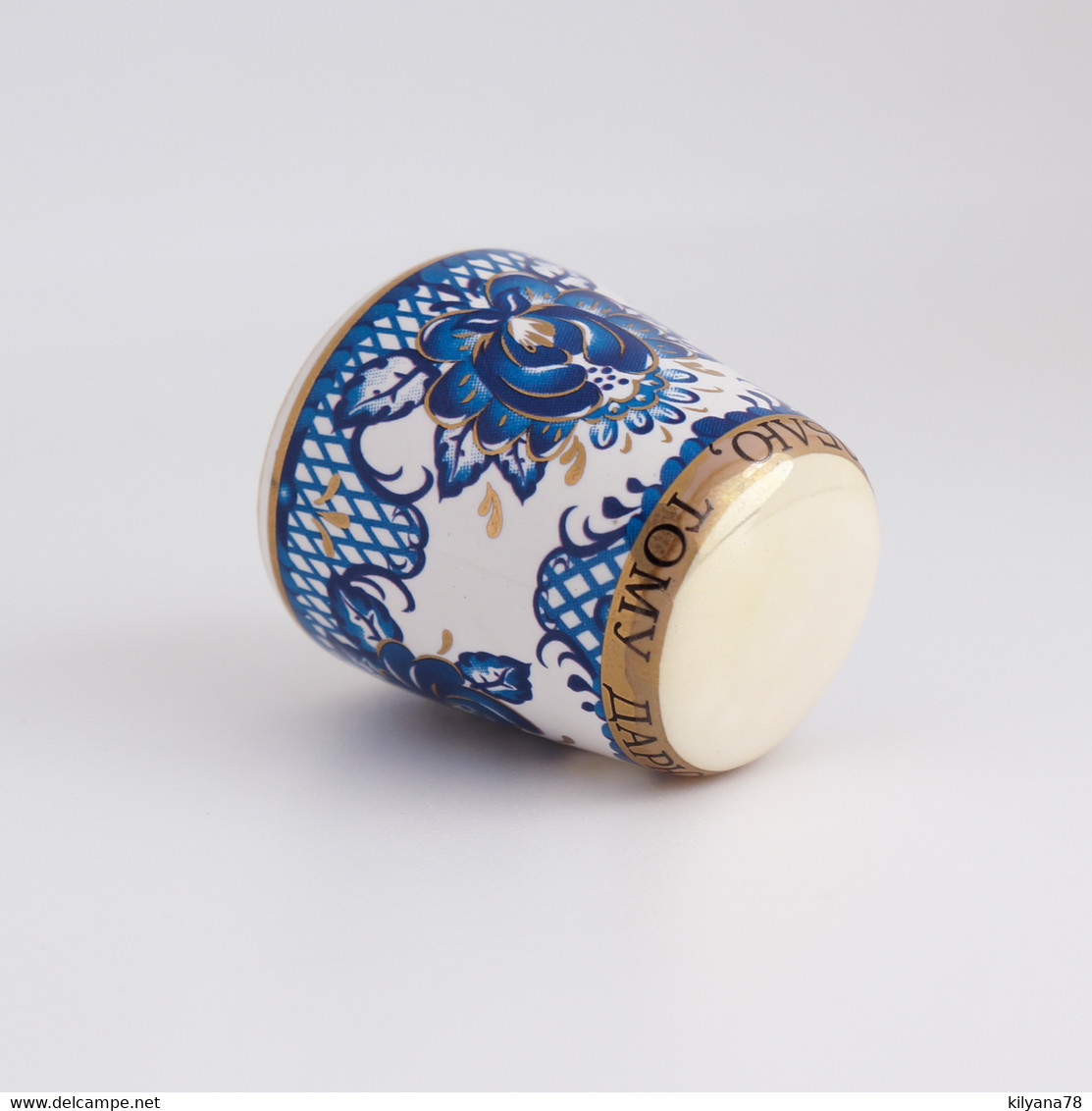 Thimble GZHEL Blue Floral Pattern Style Solid Porcelain Russian Ethnic Souvenir
