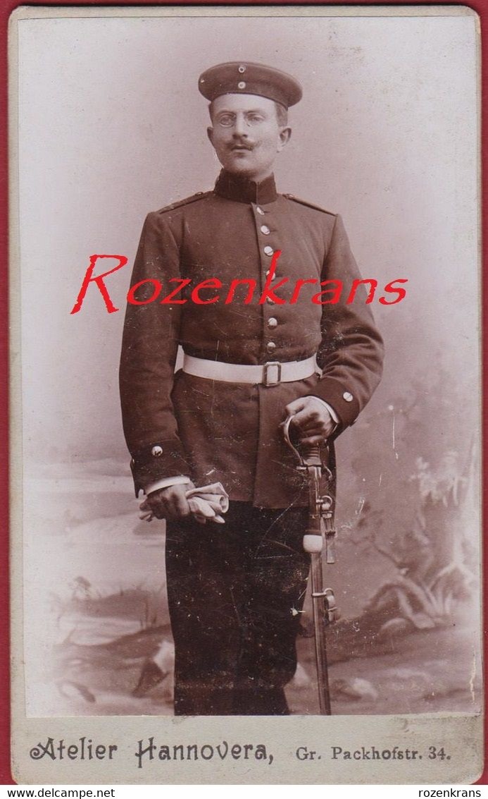 CDV Carte De Visite Foto Karton Duitse Soldaat German Soldier Deutscher Soldat Allemand Wehrmacht Hannover Sabel Sabre - Uniformen