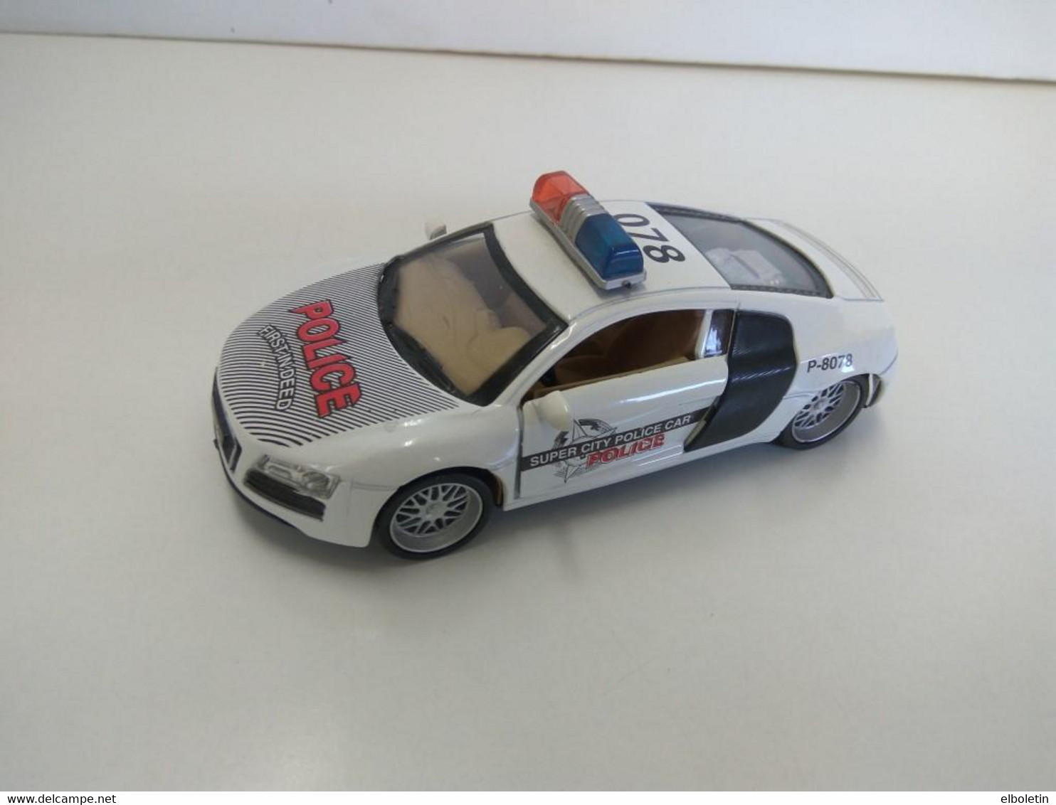 Coche Escala/Diecast: AUDI R8 - Police First In Deed (POLICIA) - Altri & Non Classificati