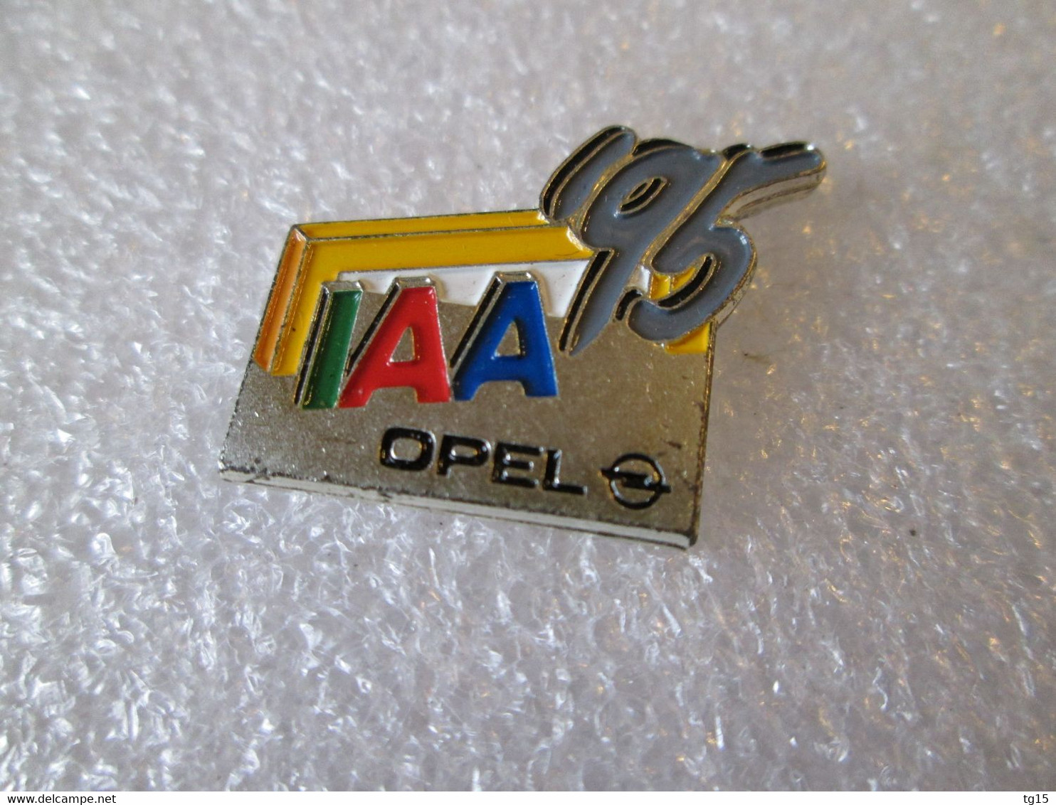 PIN'S   OPEL   IAA  95 - Opel