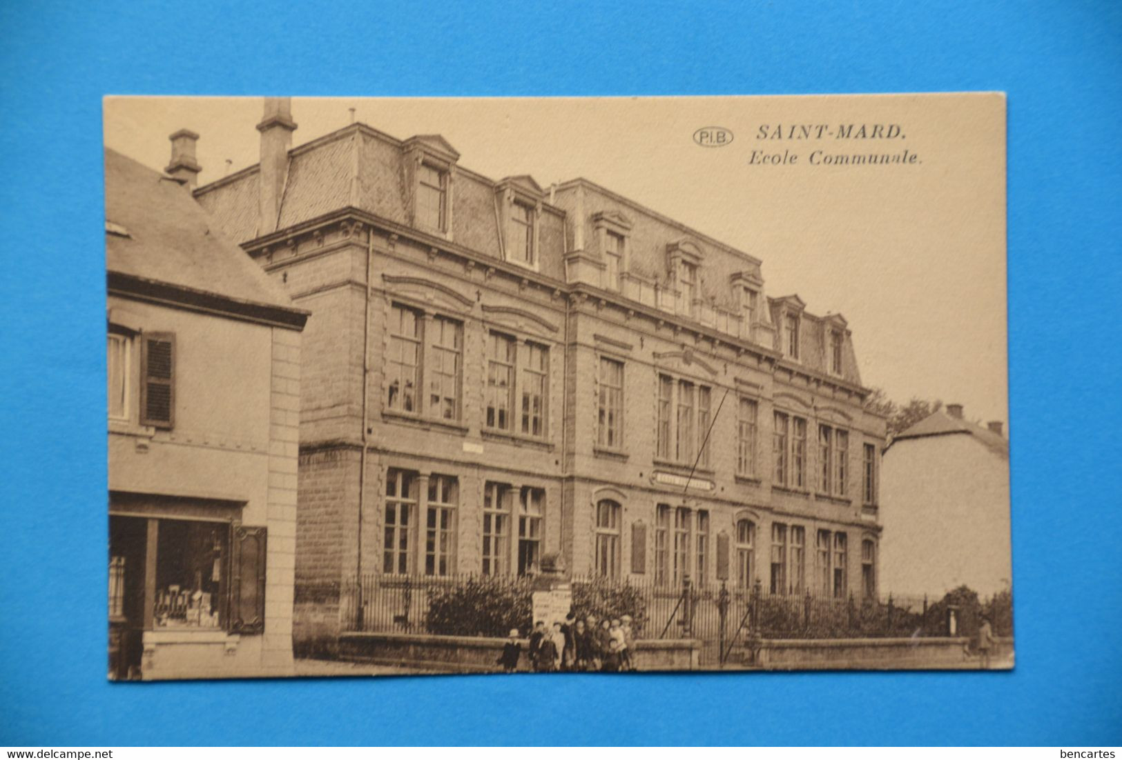 Saint-Mard: Ecole Communale Très Animée - Virton