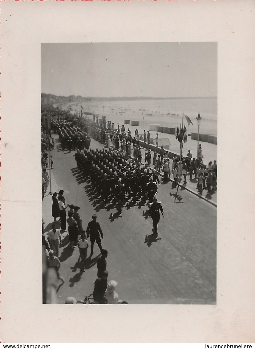 44  LA  BAULE  1949  DEFILE  DES  SAINT  CYRIENS   SAISON 1949 - Lieux