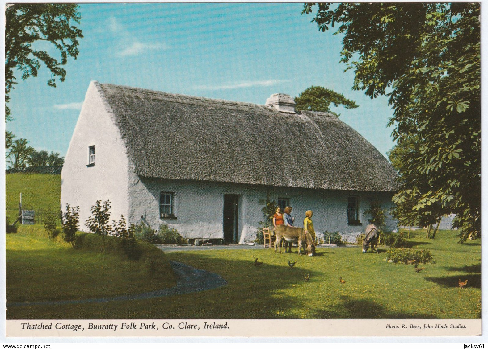 Shannon Farmhouse, Bunratty Folk Park, Co. Clare, Ireland - Clare