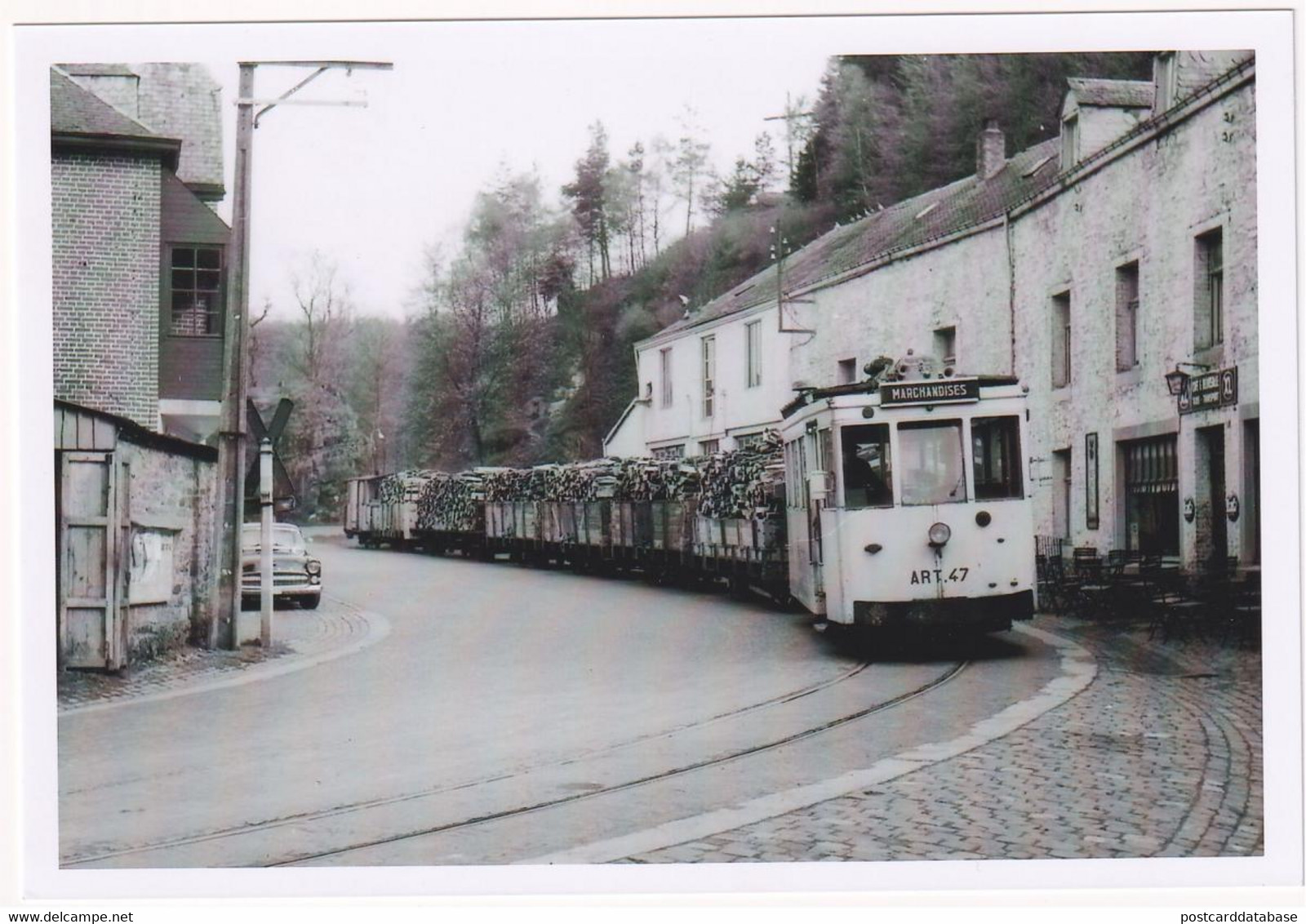 Poix Saint-Hubert - Centre De Poix - Se Dirige Vers La Gare - Photo - & Train, Tram, Old Cars - Treni