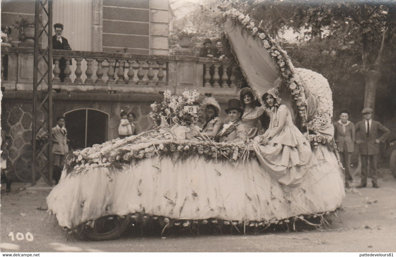 CPA-PHOTO Carte-Photo Fête Carnaval Char Reine Et Dauphine Karneval Carnevale Arnival Coutumes Traditions (non Située) - Carnaval
