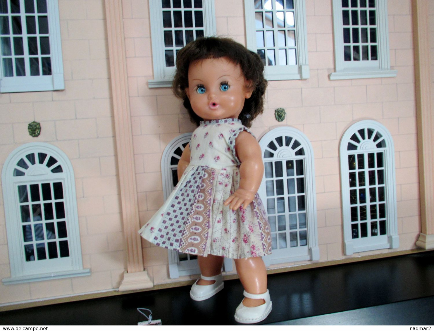 Jolie Poupée Ancienne BELLA Modèle PF2 1963 30 Cm Beaux Yeux Suiveurs - Dolls