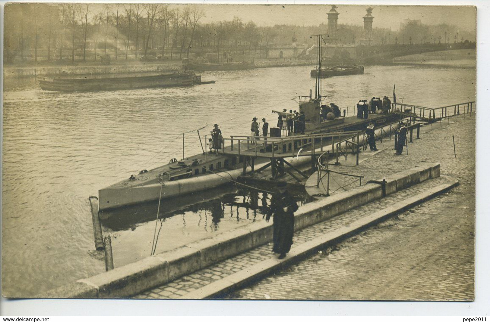 Carte Photo  75 PARIS Sous Marin MONTGOLFIER Pont Alexandre III - Submarines