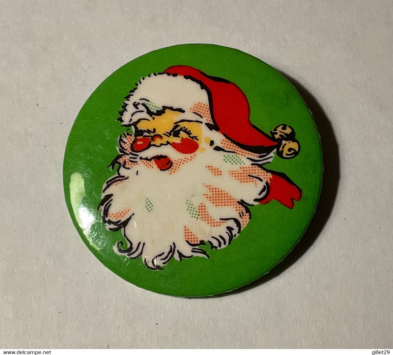 BADGE, ÉPINGLETTE, PIN’S, MACARON - PERE NOEL - SANTA CLAUSS - - Weihnachten