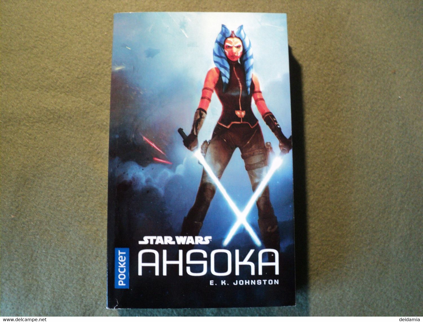 STAR WARS TOME 171. AHSOKA. AN -18. EK JOHNSTON. 2020. POCKET COUVERTURE ILLUSTREE PAR WOJTEK FUS. - Presses Pocket