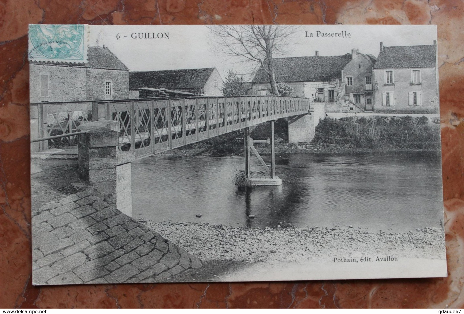 GUILLON (89) - LA PASSERELLE - Guillon