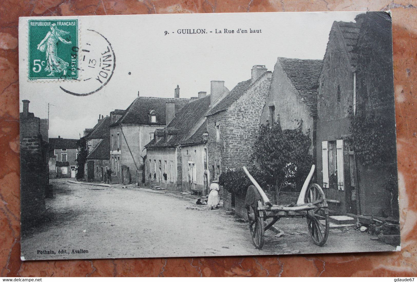 GUILLON (89) - LA RUE D'EN HAUT - Guillon