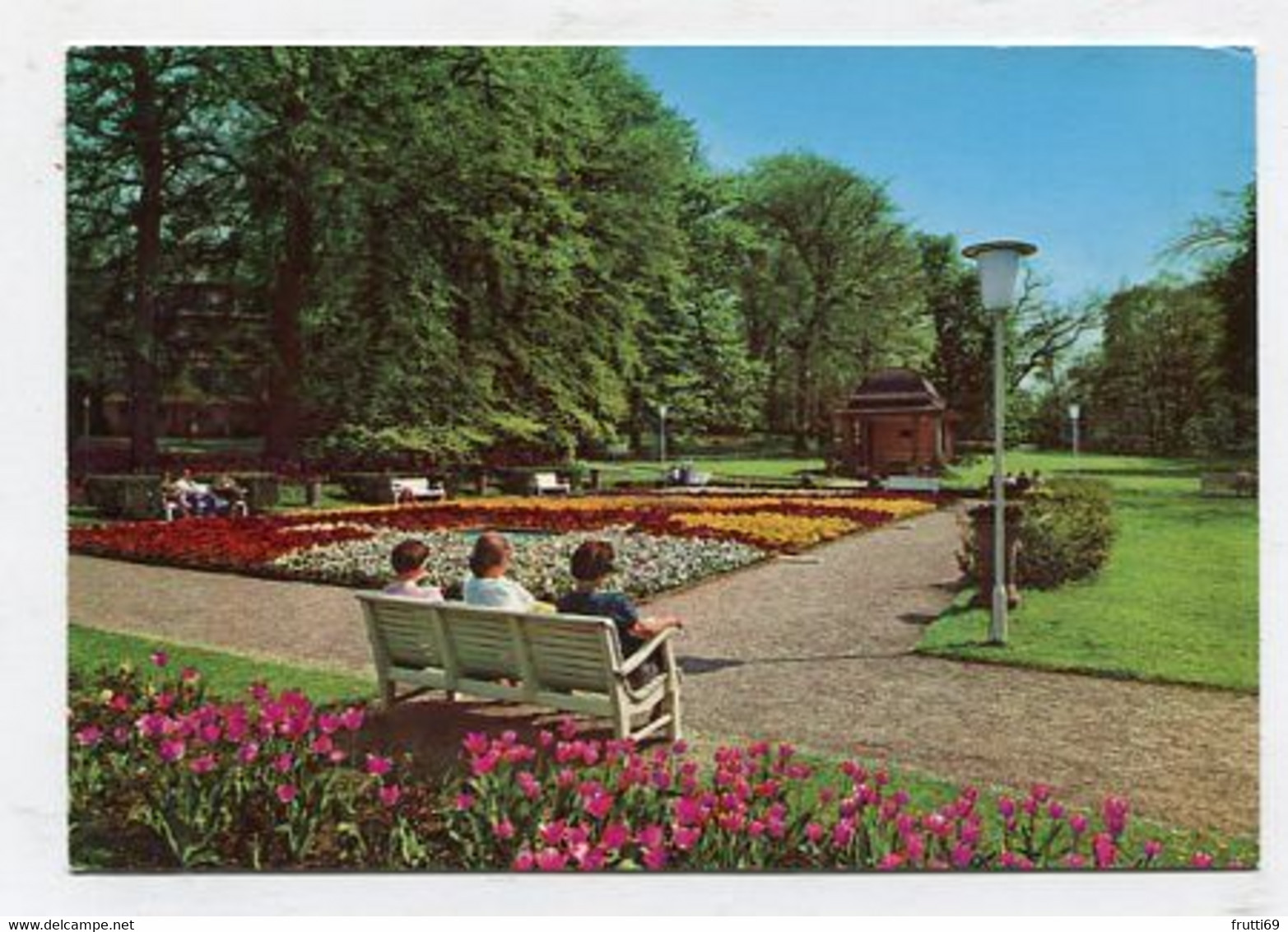 AK 017258 GERMANY - Bad Nenndorf - Im Kurpark - Bad Nenndorf