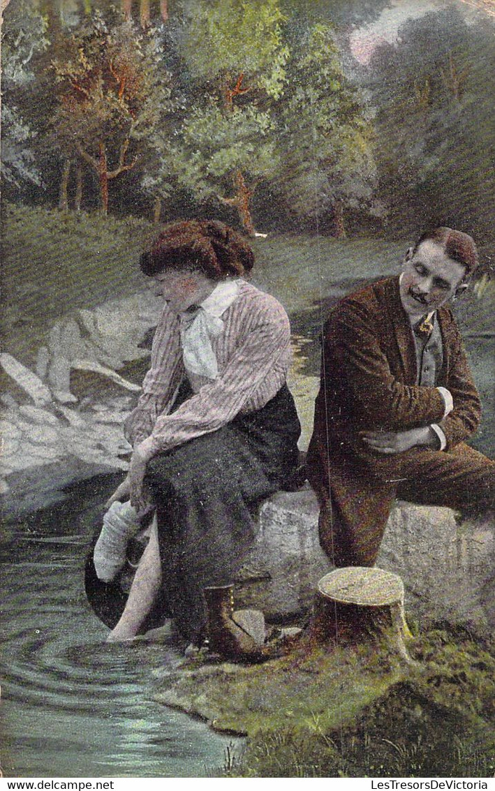 Série De 4 CPA Thème Couple Au Bord De L'eau - Oblitéré à Solessin En 1908 - Correspondance Frère Et Soeur - Koppels