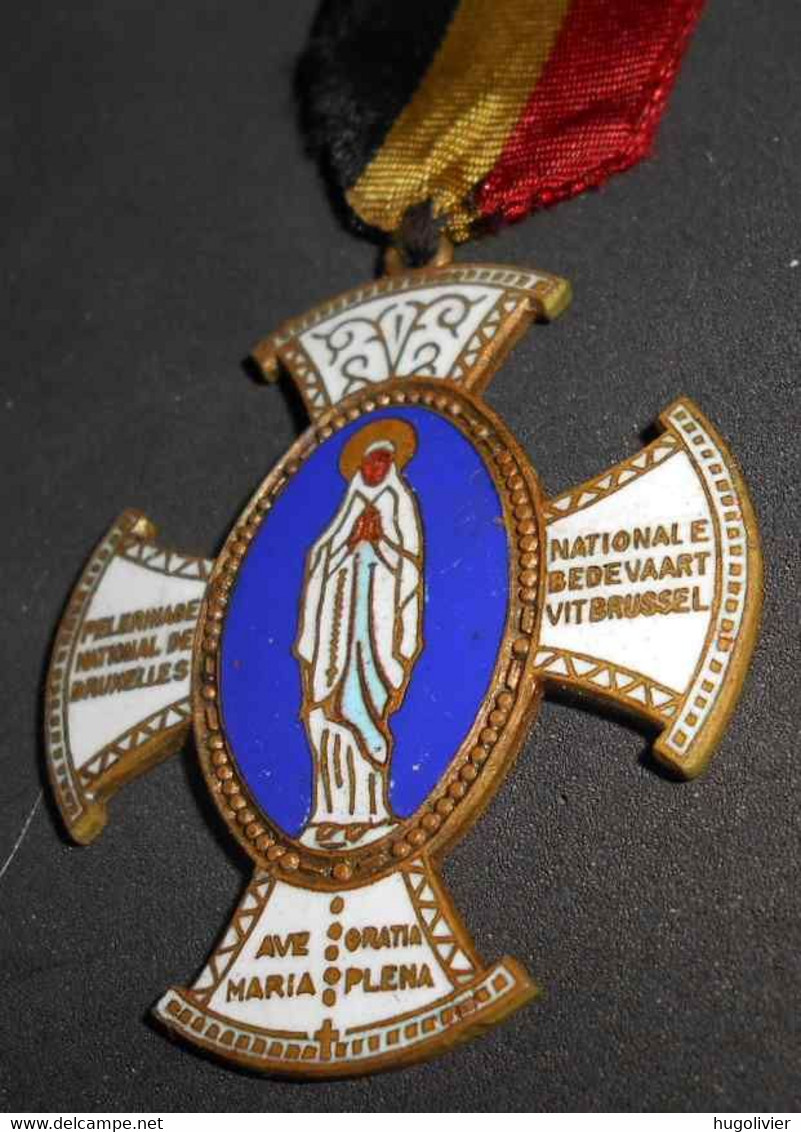 Ancienne Croix émail Belgique Medaille Religieuse Ave Maria Gracia Plena Pélerinage De Bruxelles Bedevaart Brussel - Belgio