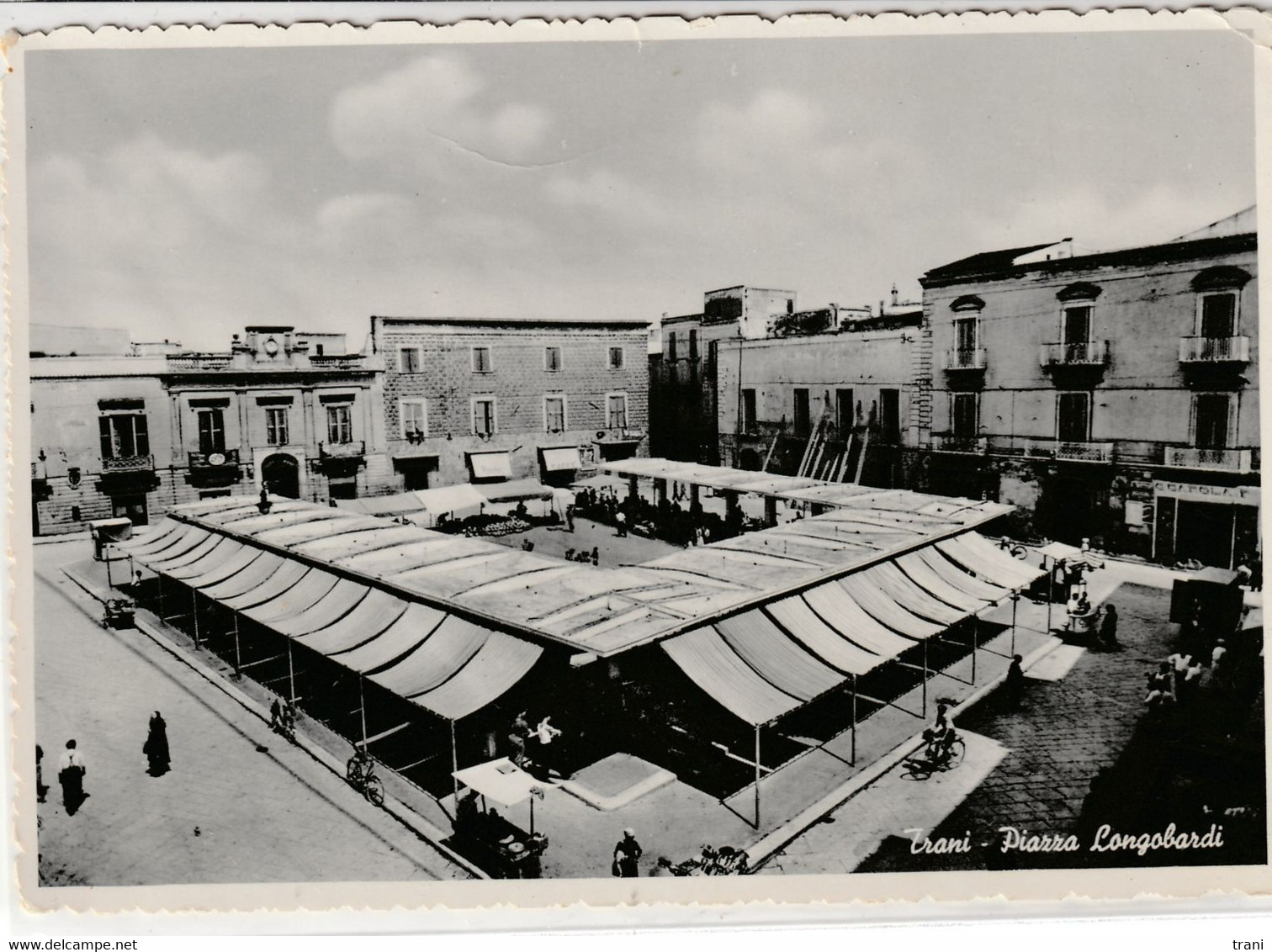 TRANI - Piazza Longobardi -  Cartolina Orignale Anni '50 - NUOVA - - Trani