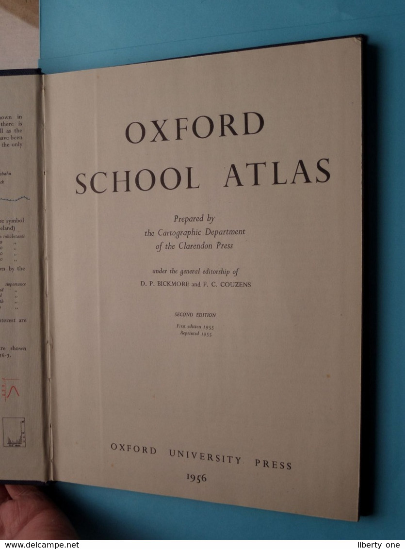 OXFORD SCHOOL ATLAS Second Edition 1956 ( See Photoscans From Some Pages ) COMPLEET ! - Wereld