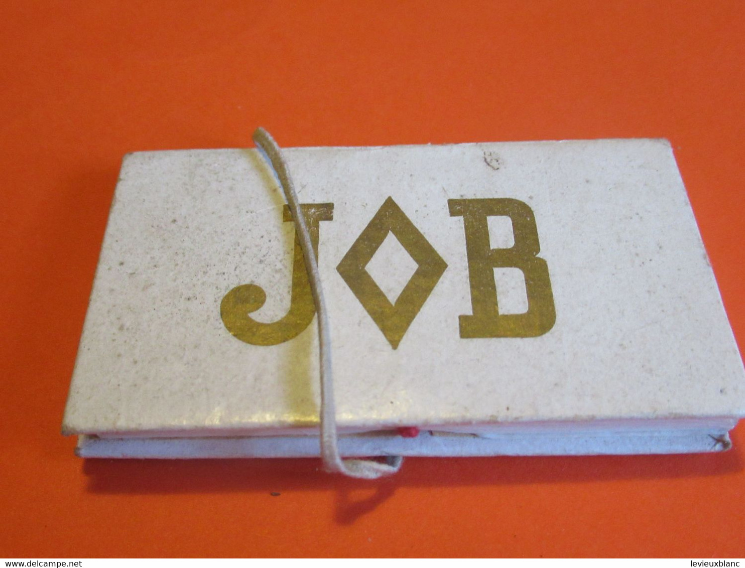 Carnet De  Feuilles De Papier à Cigarette/JOB / J BARDOU/N° 38 Bis/ Cartonne/ 1930-1950           CIG67 - Otros & Sin Clasificación