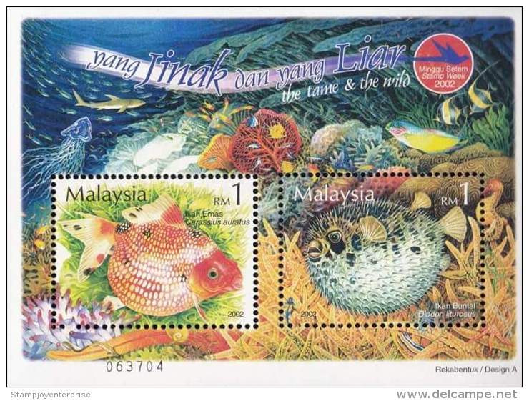 Malaysia The Tame And The Wild 2002 Gold Fish Aquarium Marine Life Coral Wildlife Pet Fauna Animal (miniature Sheet) MNH - Malasia (1964-...)