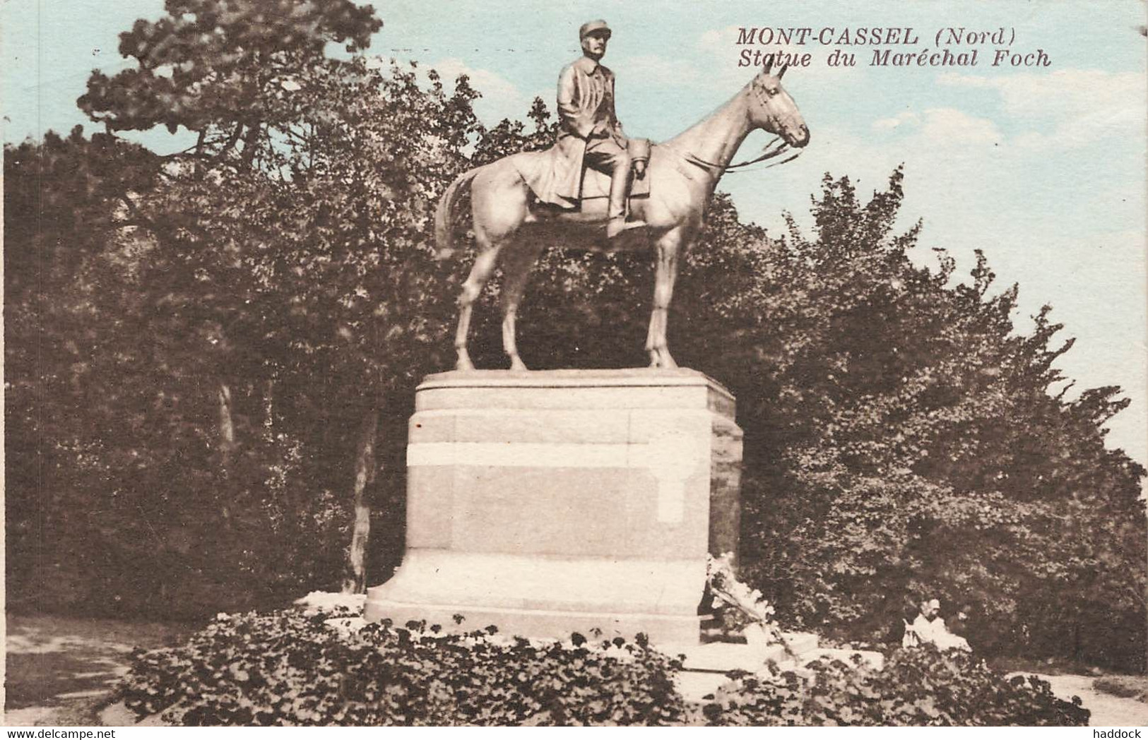 CASSEL : STATUE DU MARECHAL FOCH - Cassel