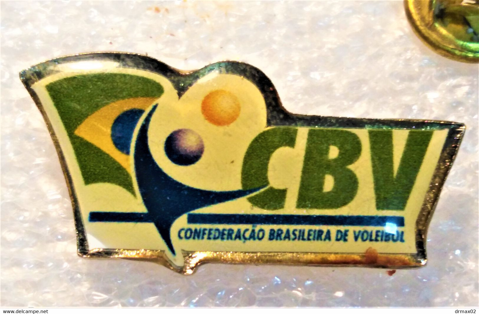 VOLLEYBALL CONFEDERATION - ASSOCIATION BRAZIL / CBV: Confederação Brasileira De Voleibol Pin - Badge - Volleyball