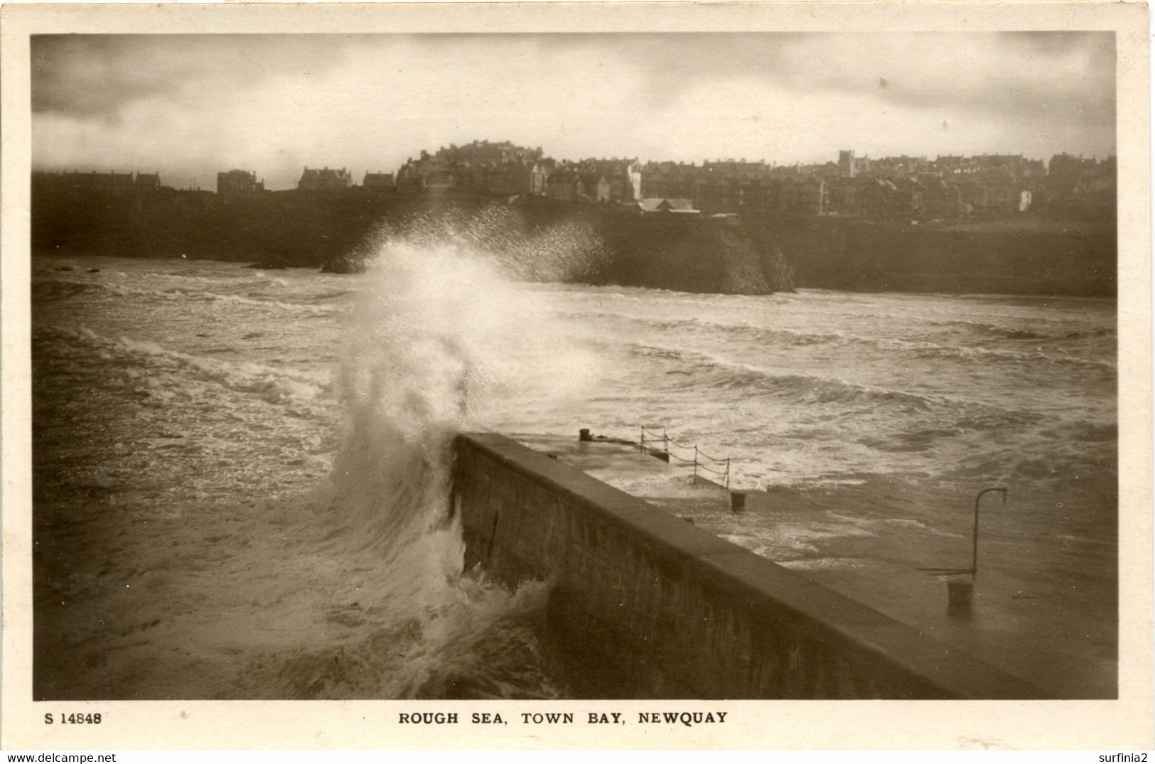 CORNWALL - NEWQUAY - TOWN BAY - ROUGH SEA RP Co69 - Newquay