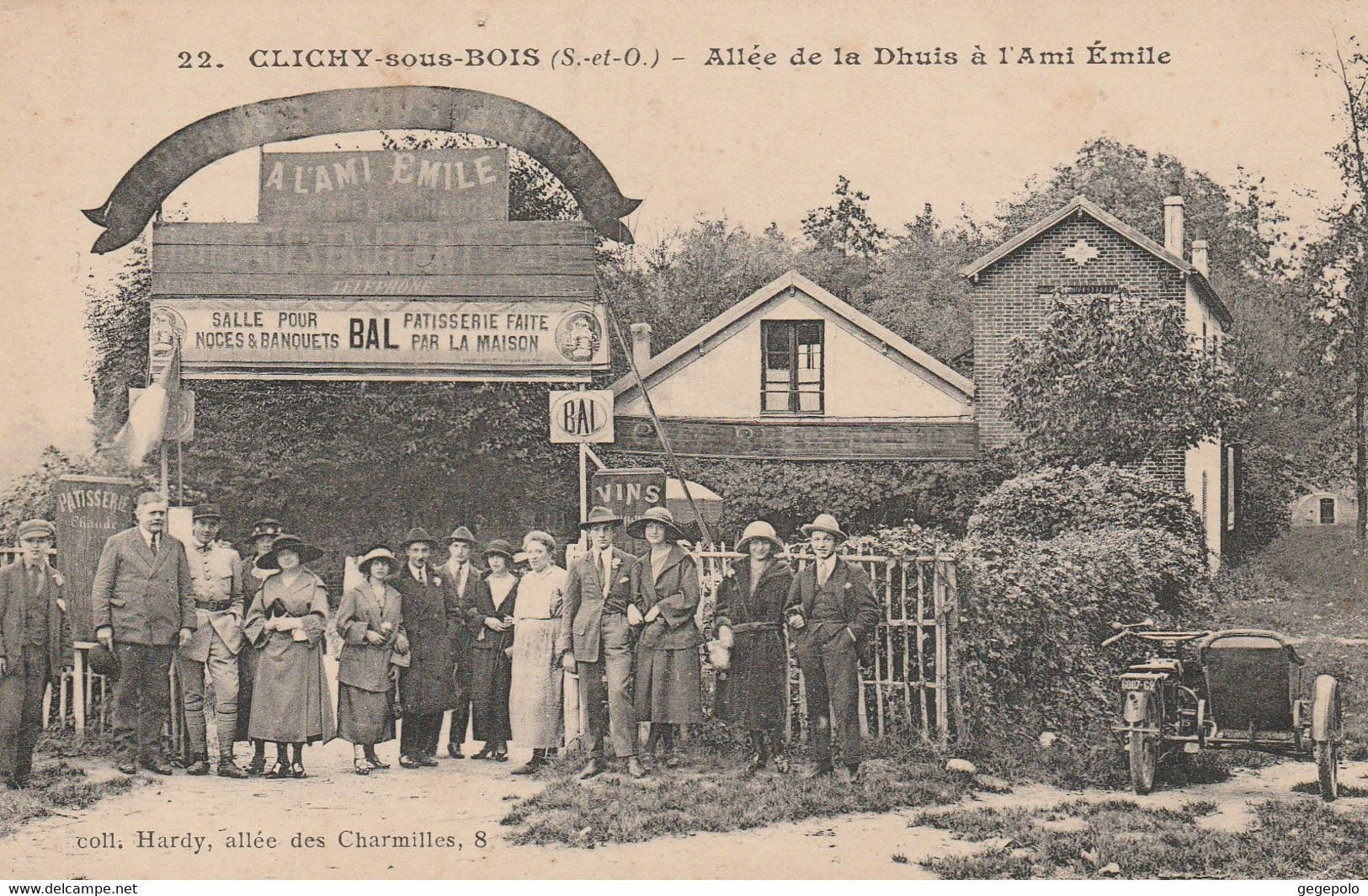 CLICHY Sous BOIS - Allée De La Dhuis à L'Ami Emile - Clichy Sous Bois