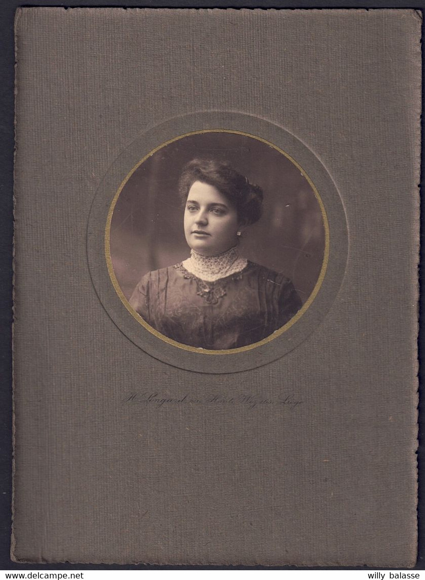 +++ Photo Sur Carton - Médaillon - Phot. Longard à LIEGE - Portrait Femme  // - Old (before 1900)