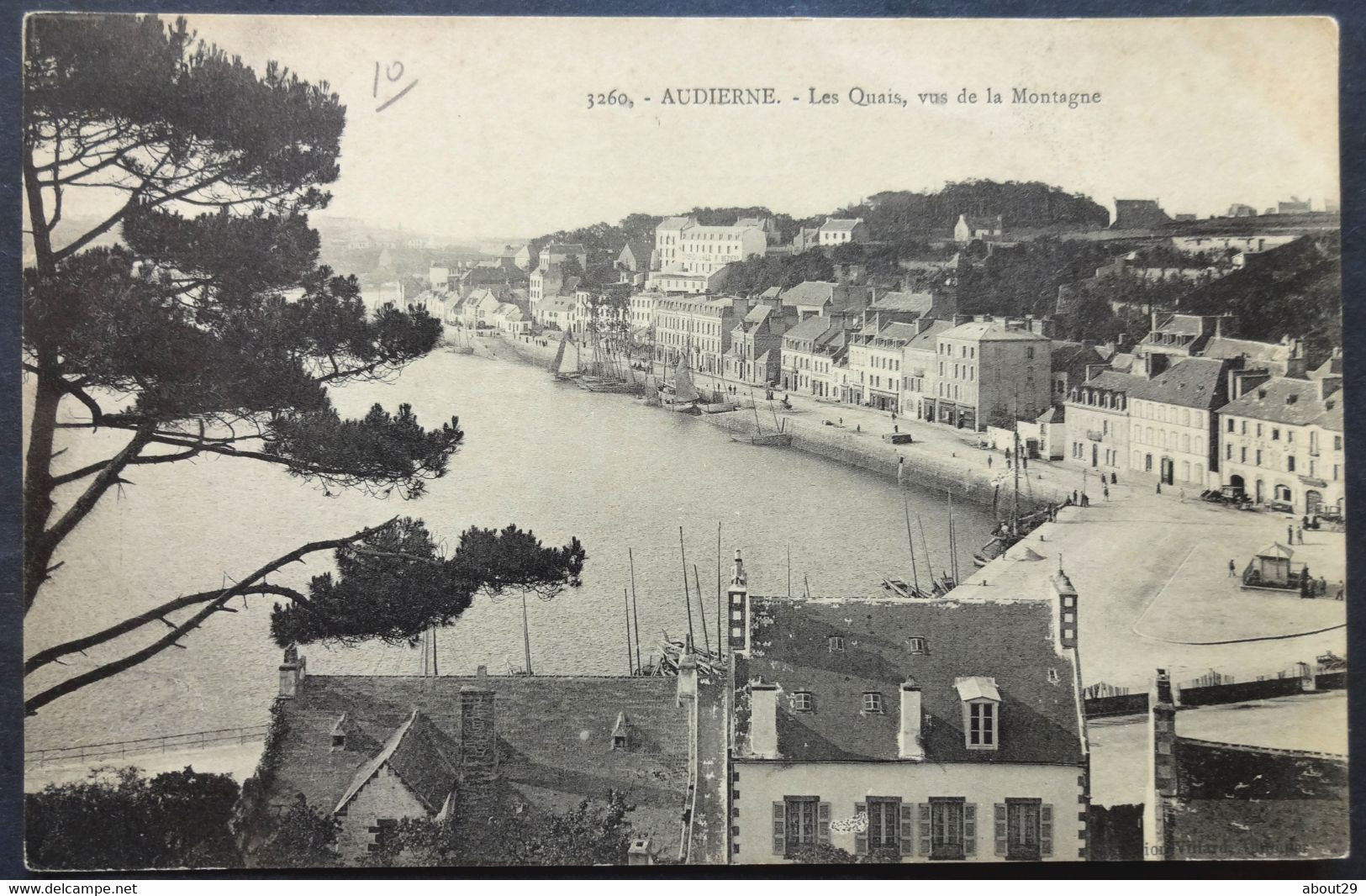 CPA 29 AUDIERNE - Les Quais Vus De La Montagne - Villard 3260 - Réf. C 17 - Audierne