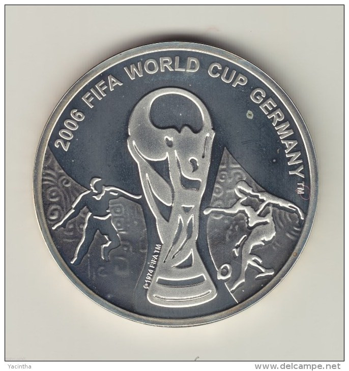 @Y@   Georgia 2004 World Cup 1 Lari Silver Coin,Proof - Géorgie