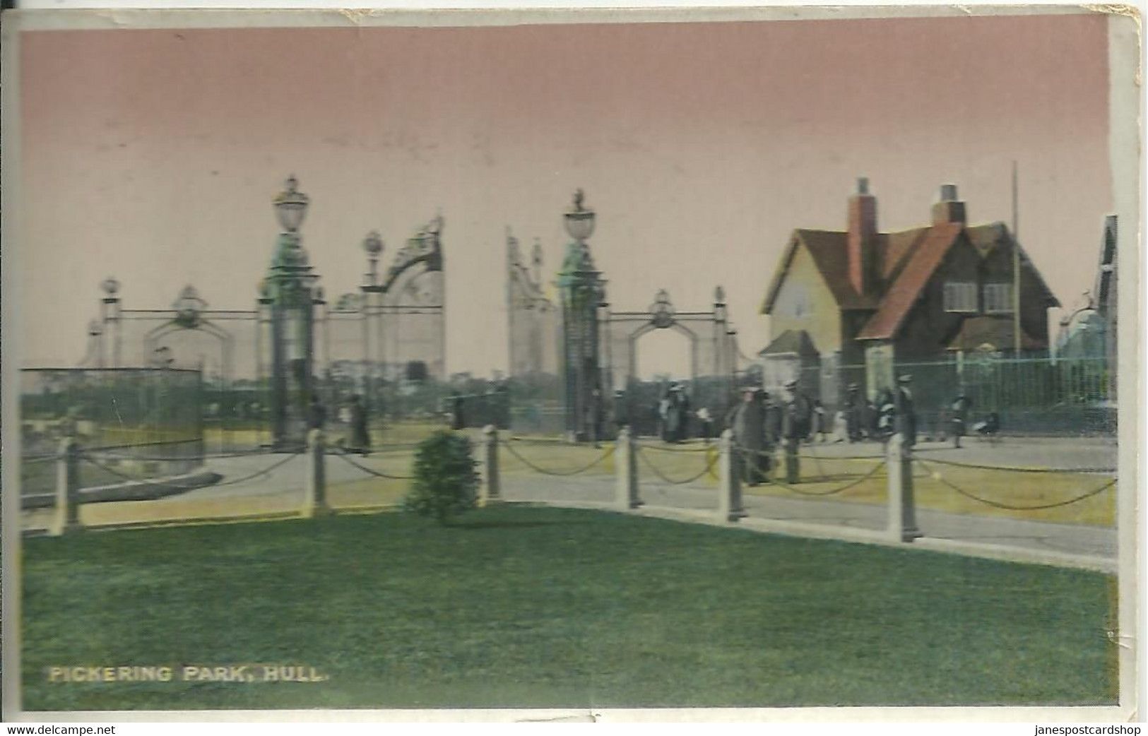 PICKERING PARK - HULL - YORKSHIRE - 1921 - BEAUTIFUL GATES - Hull