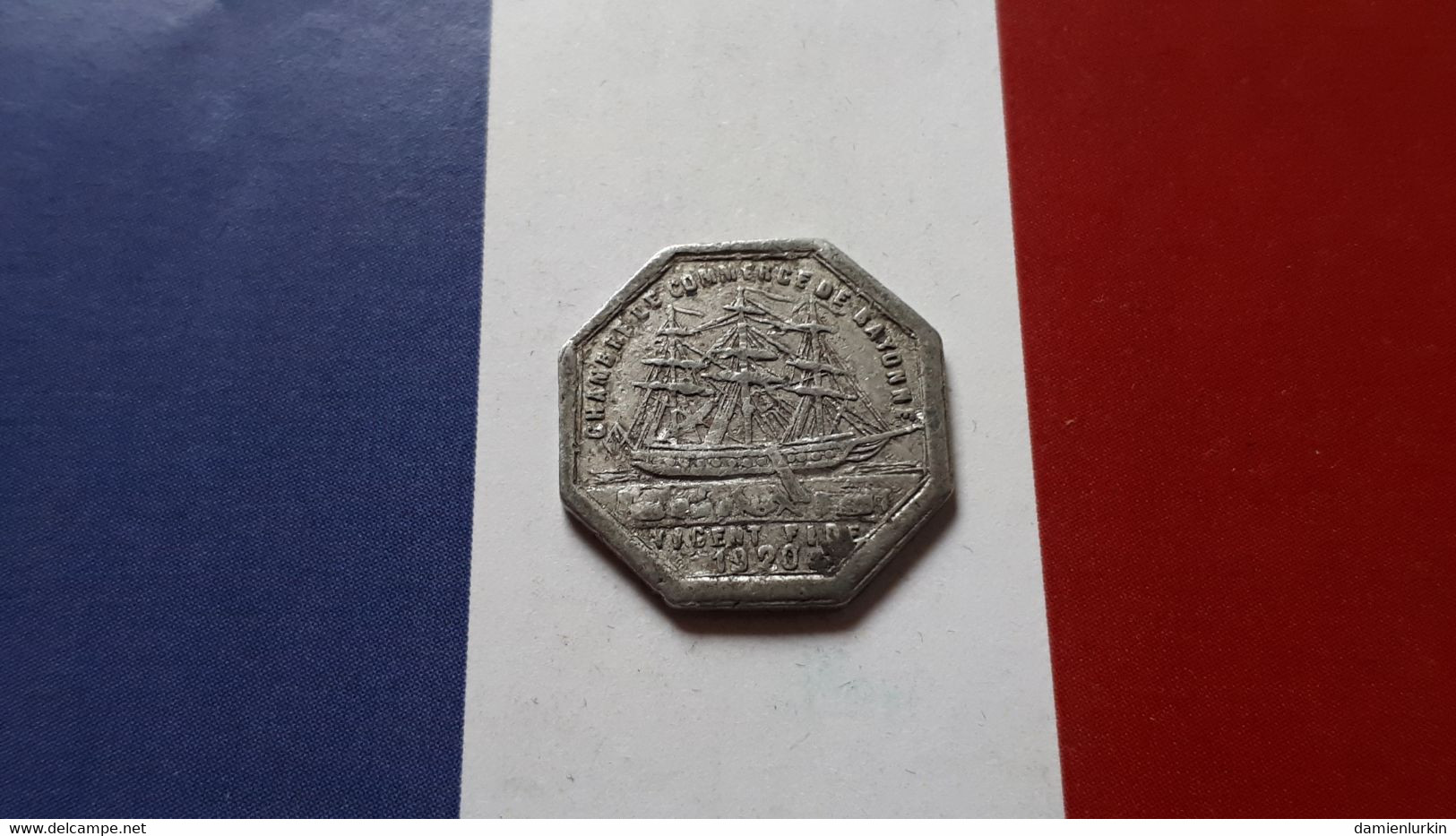 FRANCE BAYONNE 10 CENTIMES NECESSITE 1920 CHAMBRE DE COMMERCE  FRAPPE MEDAILLE - Monétaires / De Nécessité